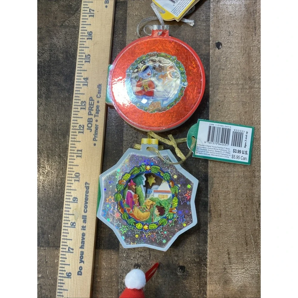 Lot of 3 Vintage Christmas Books 2 Ornaments Window 1996 & 2000 Santa‎ Backpack